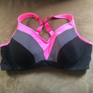 Torrid 42D bra/sports bra